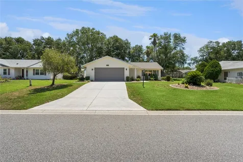27211 Racquet Circle Leesburg FL 34748
