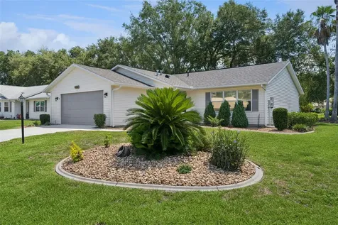 27211 Racquet Circle Leesburg FL 34748