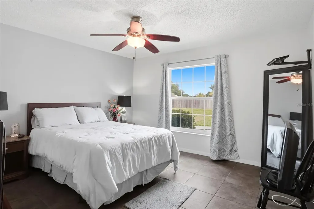 6445 Bay Shore Drive St Cloud FL 34771