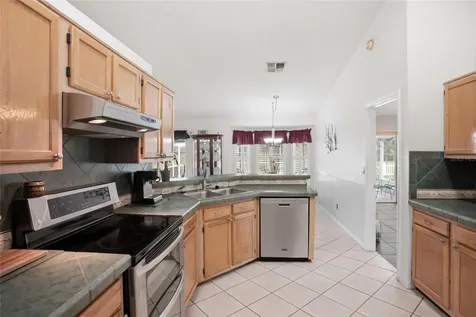 6445 Bay Shore Drive St Cloud FL 34771