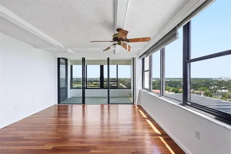 770 S Palm Avenue Sarasota FL 34236