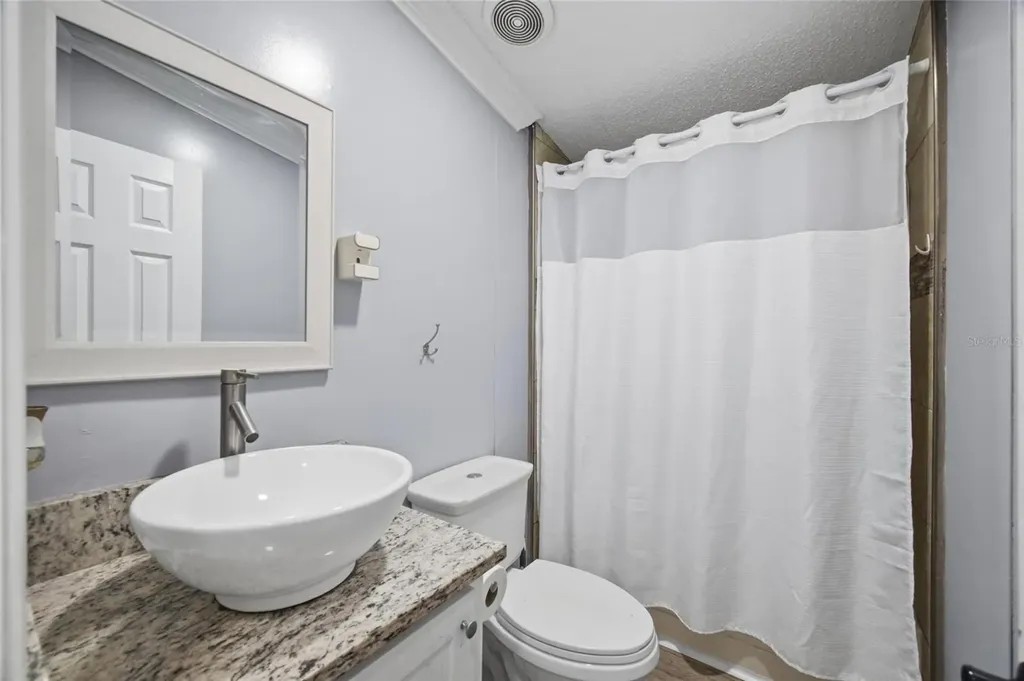 11821 Grovewood Avenue Thonotosassa FL 33592