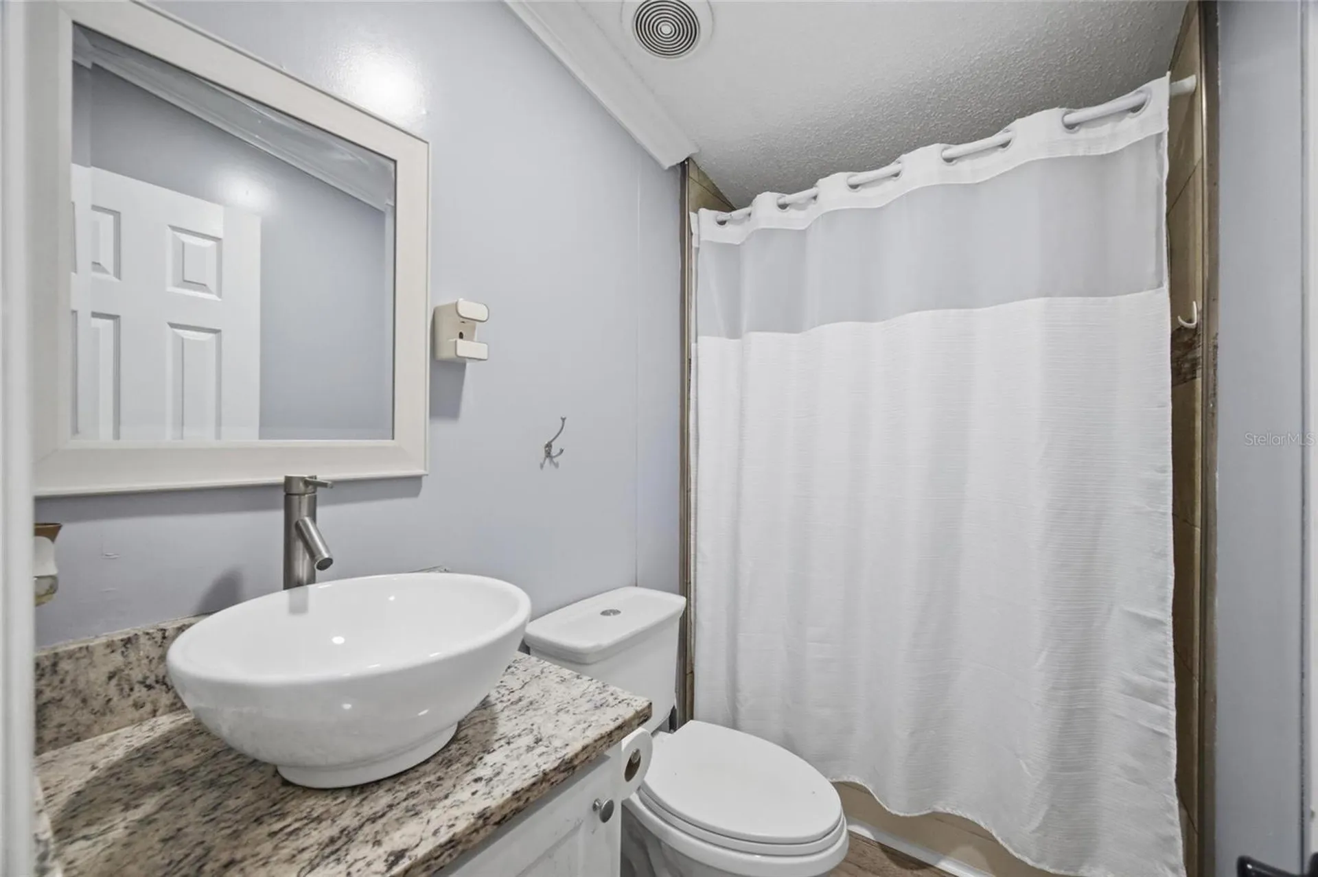 11821 Grovewood Avenue Thonotosassa FL 33592