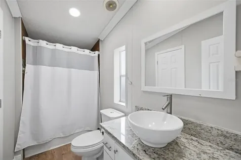 11821 Grovewood Avenue Thonotosassa FL 33592