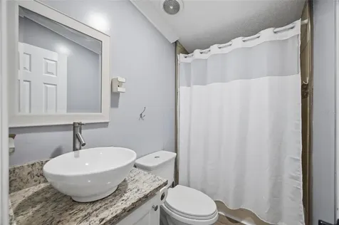 11821 Grovewood Avenue Thonotosassa FL 33592