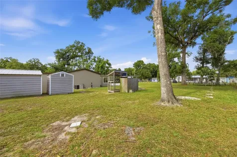 11821 Grovewood Avenue Thonotosassa FL 33592