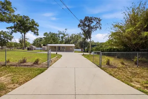 11821 Grovewood Avenue Thonotosassa FL 33592