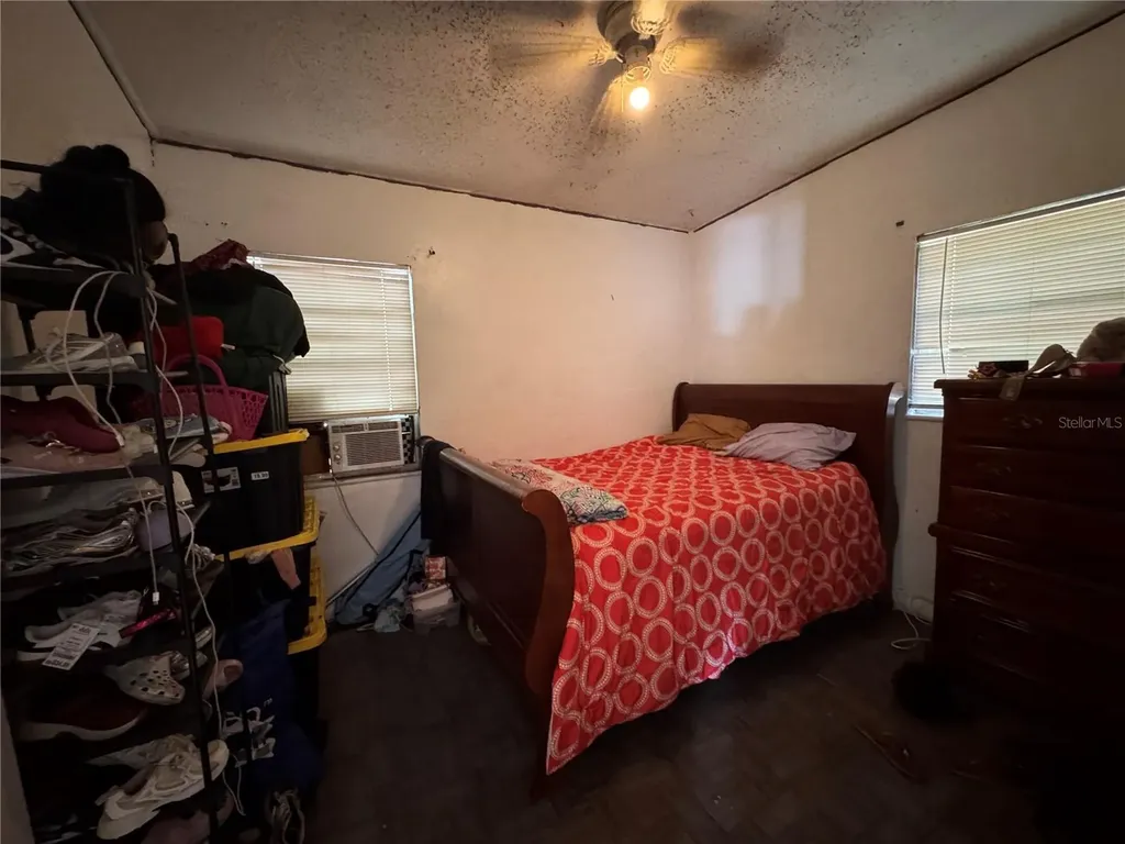 1033 Columbia Street Orlando FL 32805