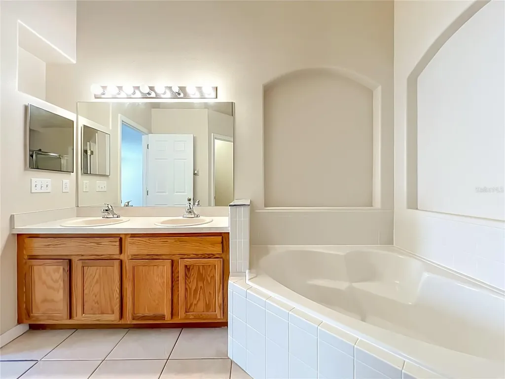 5373 Tortuga Drive Orlando FL 32837