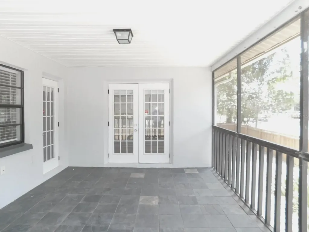 1421 Ironworks Lane Tarpon Springs FL 34689