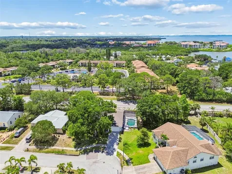 1421 Ironworks Lane Tarpon Springs FL 34689