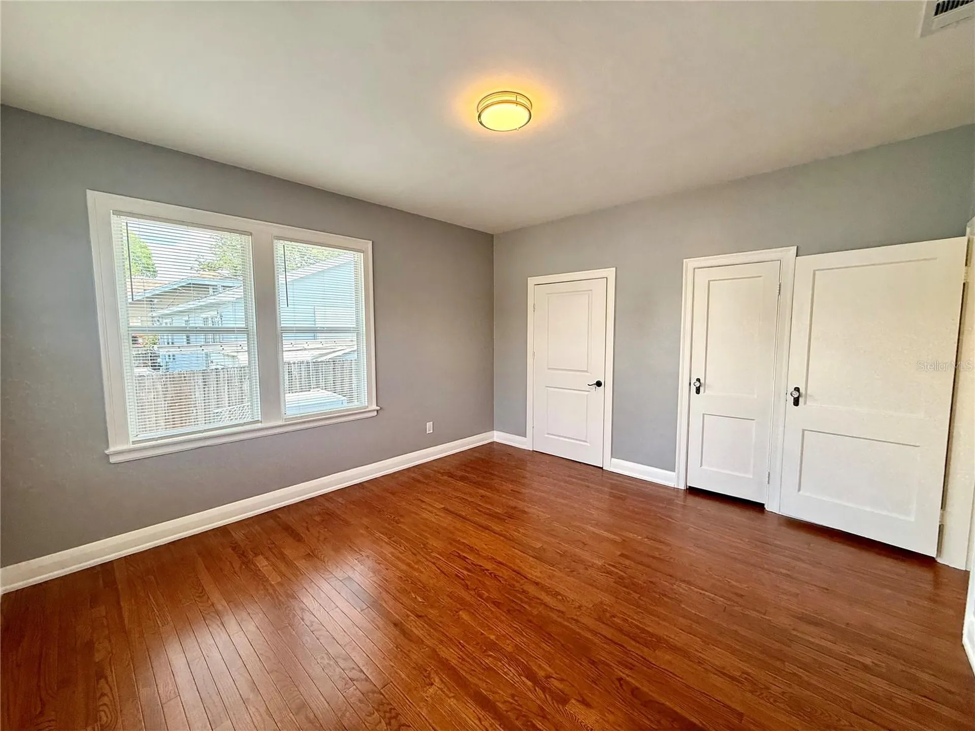 2323 W North B Street Tampa FL 33609