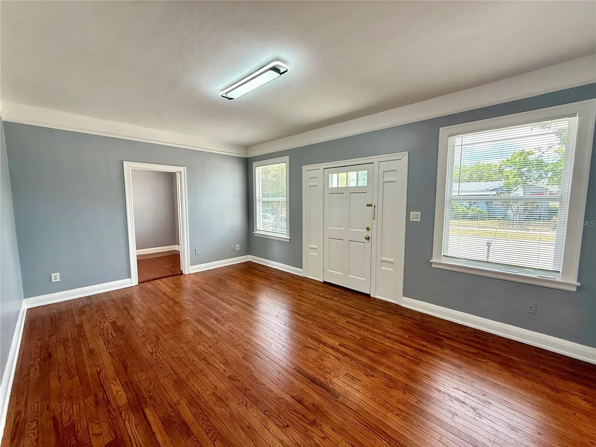 2323 W North B Street Tampa FL 33609