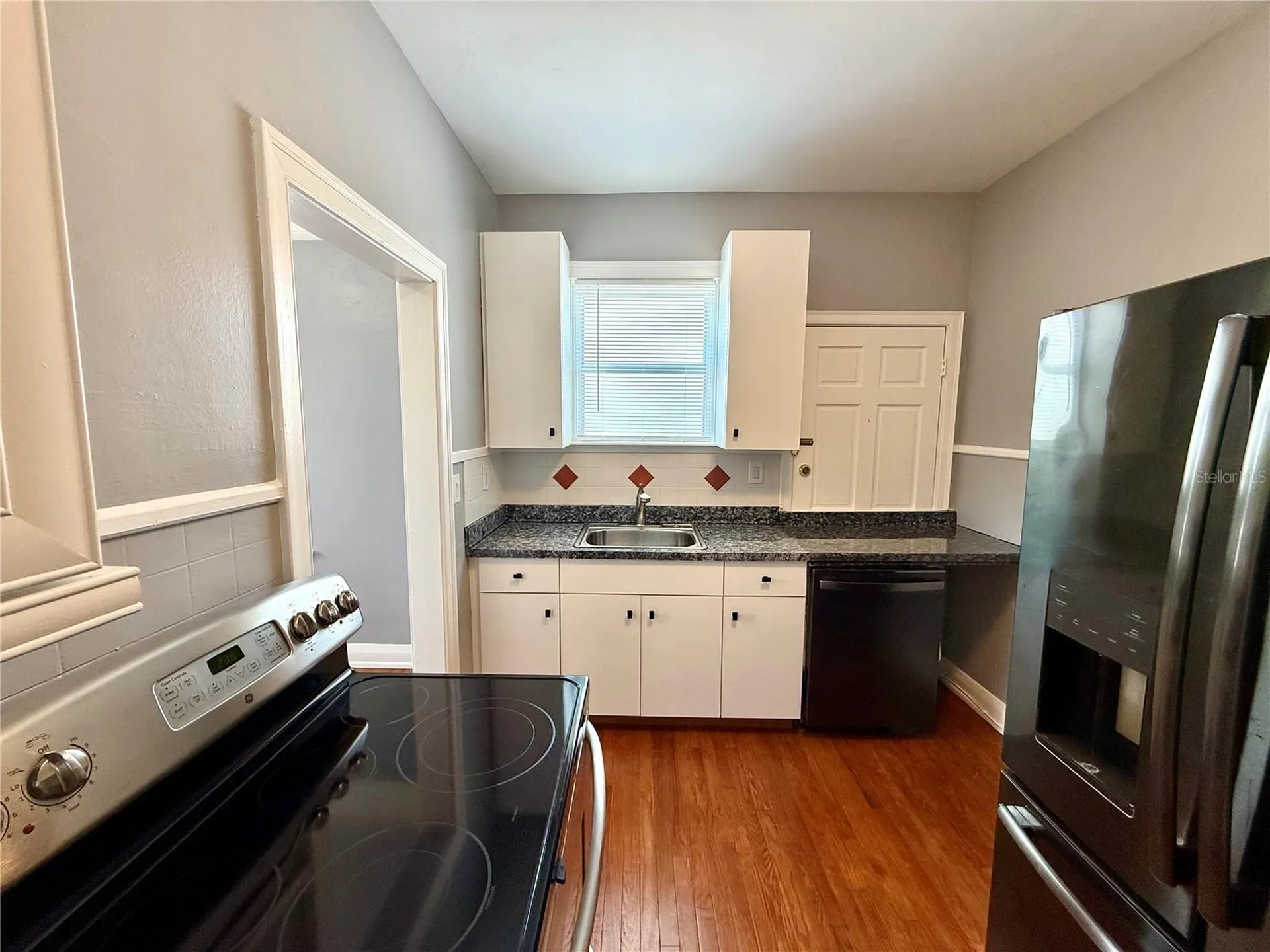 2323 W North B Street Tampa FL 33609