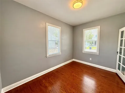2323 W North B Street Tampa FL 33609