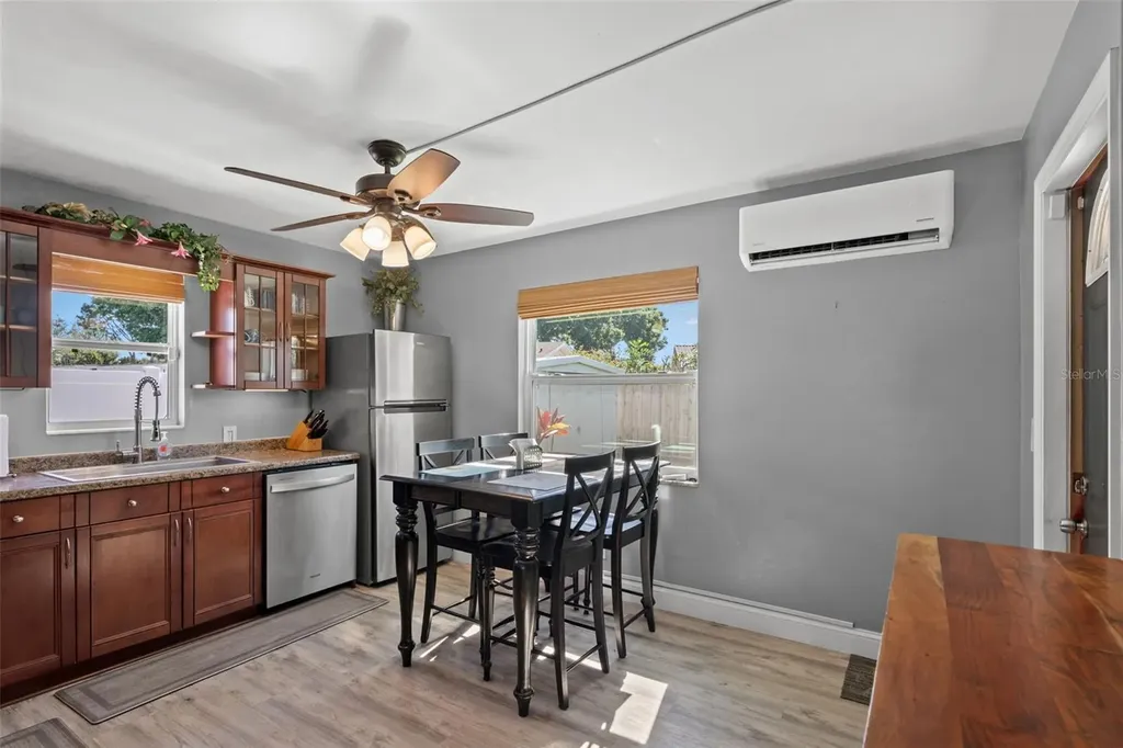 4311 63rd Way N St Petersburg FL 33709