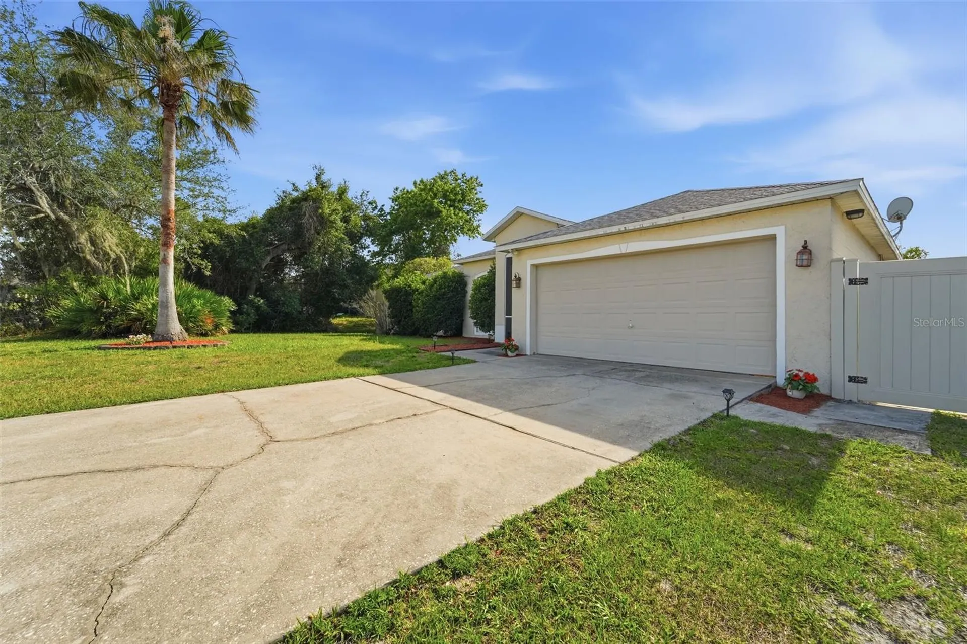 2482 E Tipton Drive Deltona FL 32738