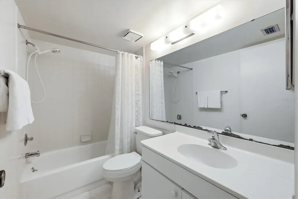 444 Cerromar Road Venice FL 34293