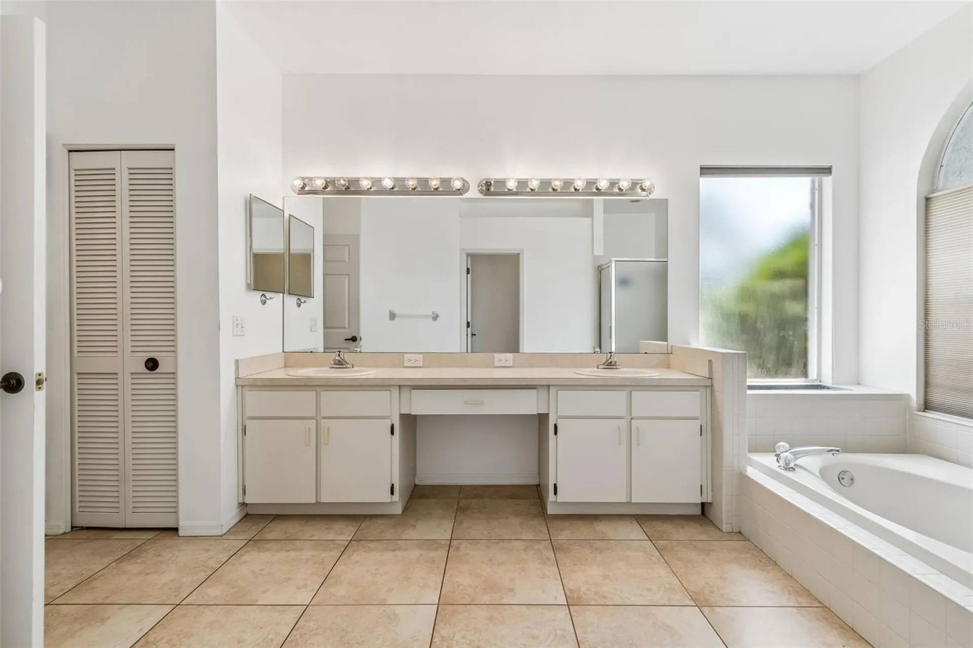 5488 Oakridge Drive Palm Harbor FL 34685
