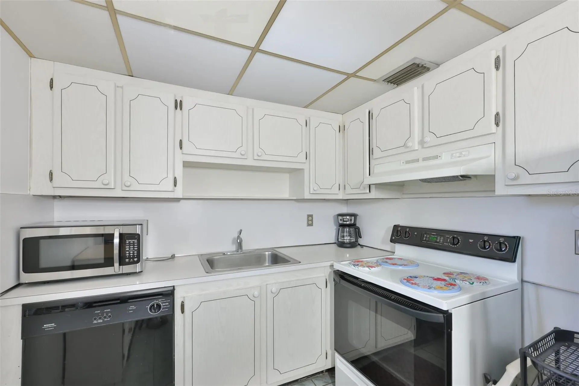 1802 Bedford Terrace Sun City Center FL 33573