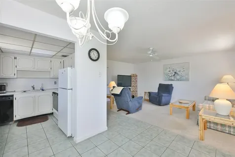 1802 Bedford Terrace Sun City Center FL 33573