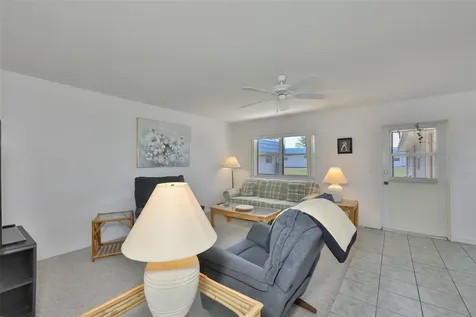 1802 Bedford Terrace Sun City Center FL 33573