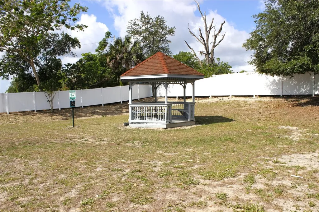 5307 Terraza Court Temple Terrace FL 33617