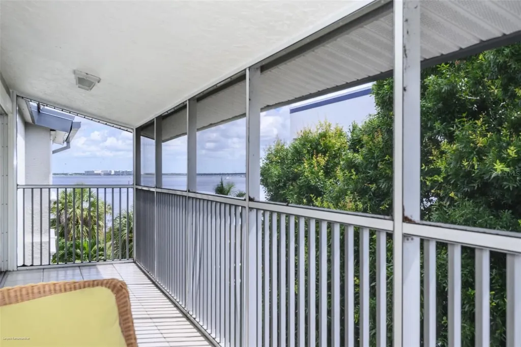 1477 Park Beach Circle Punta Gorda FL 33950