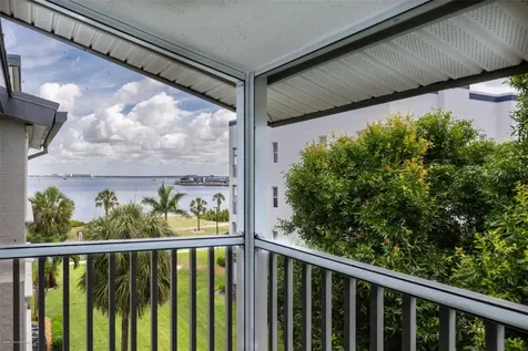 1477 Park Beach Circle Punta Gorda FL 33950
