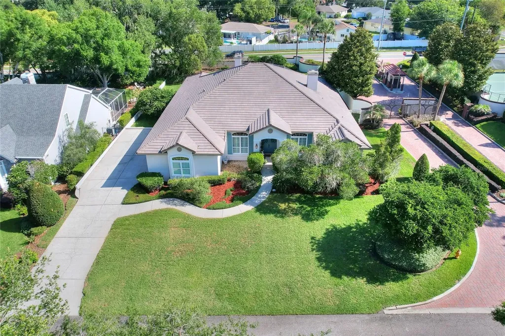 5019 Lake In The Woods Boulevard Lakeland FL 33813