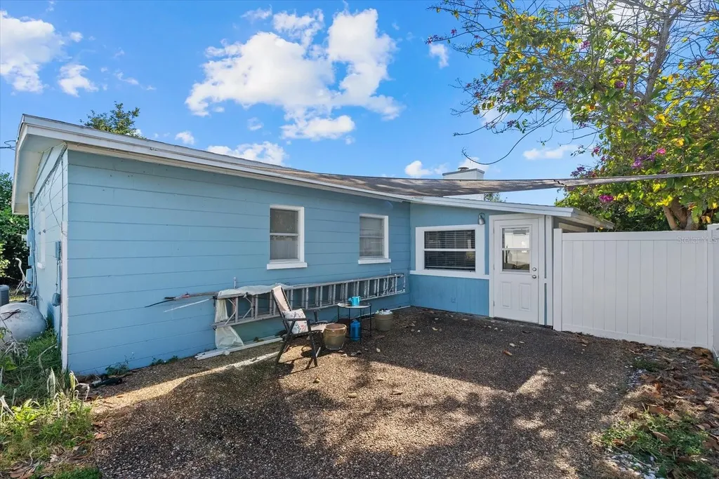 4015 52nd Street Court W Bradenton FL 34209