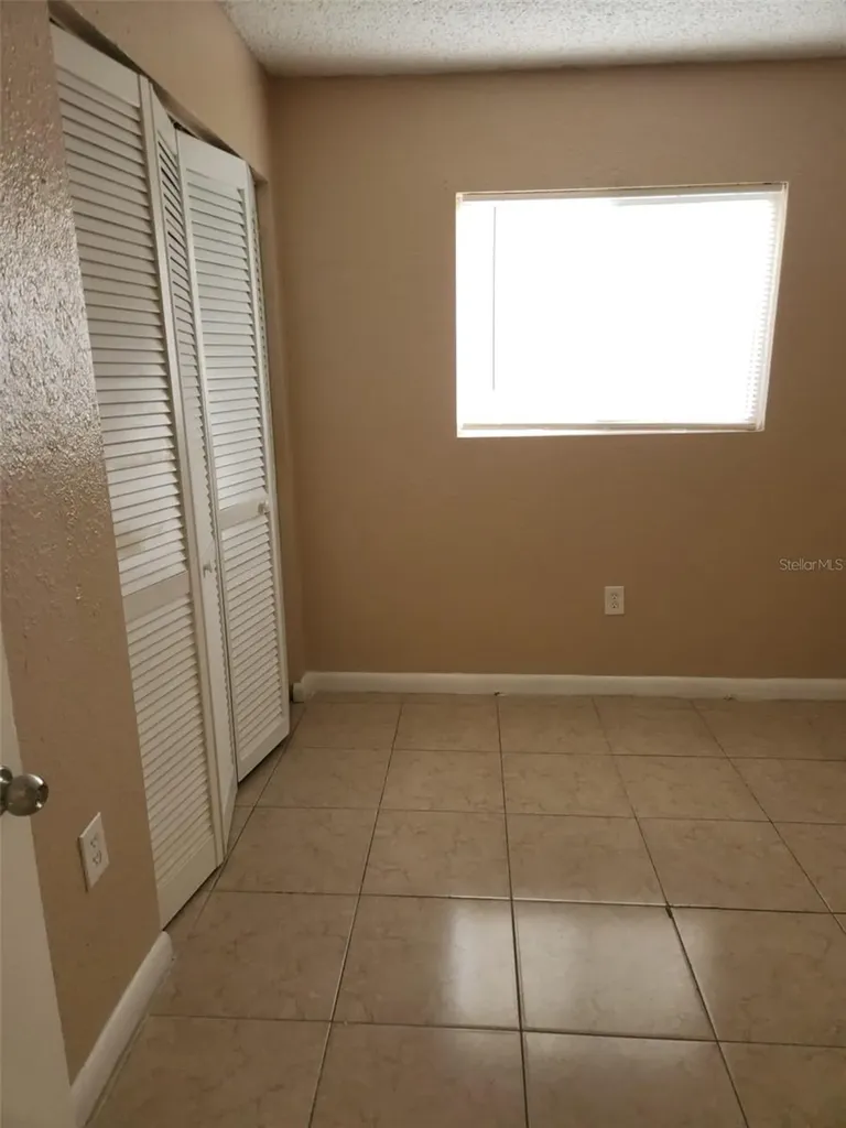 728 Ridenhour Circle Orlando FL 32809