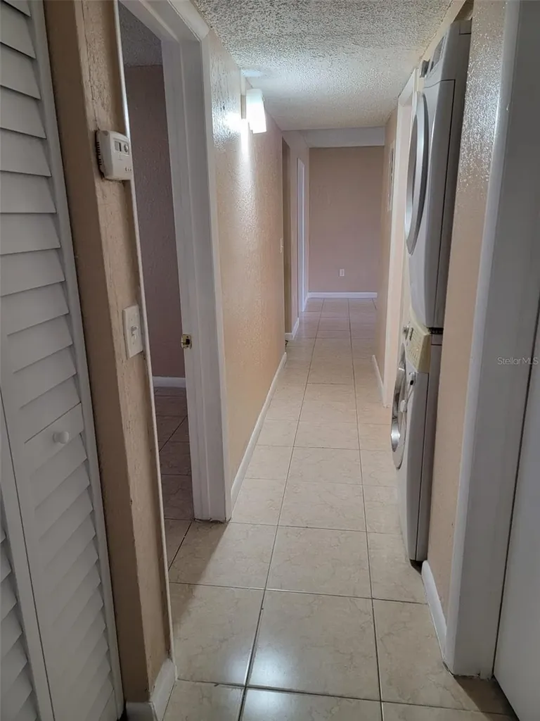 728 Ridenhour Circle Orlando FL 32809