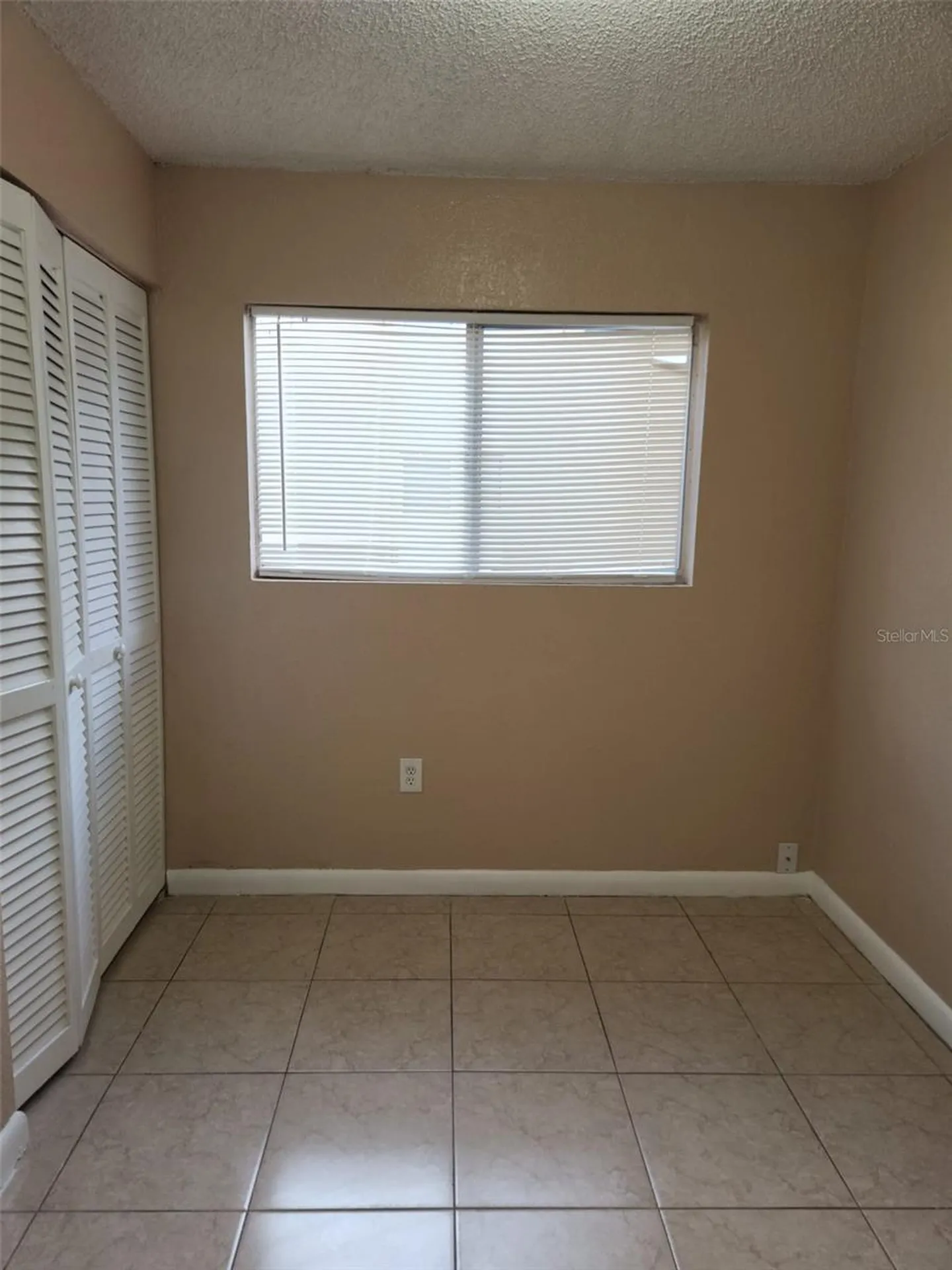 728 Ridenhour Circle Orlando FL 32809