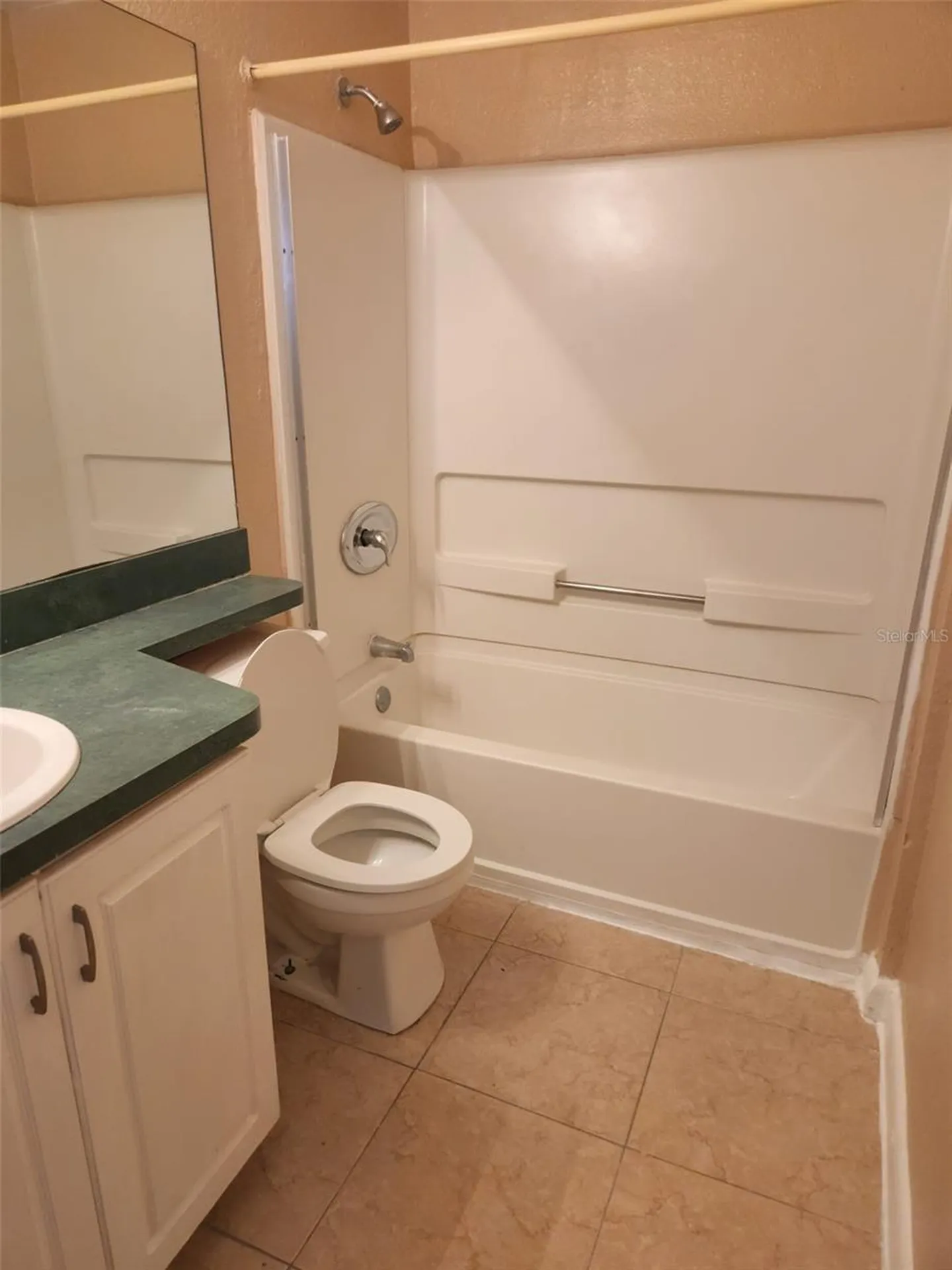 728 Ridenhour Circle Orlando FL 32809