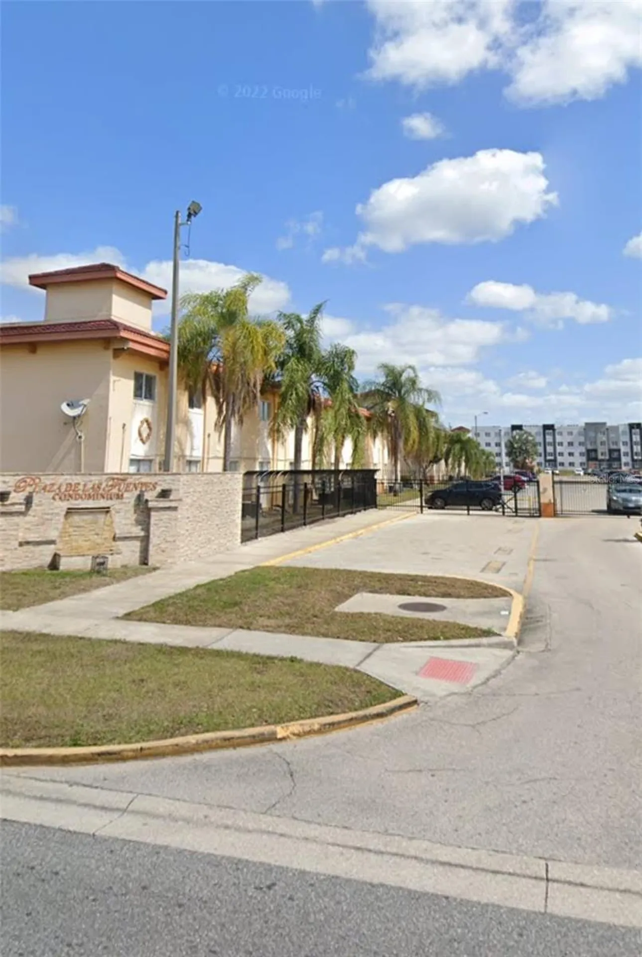 728 Ridenhour Circle Orlando FL 32809