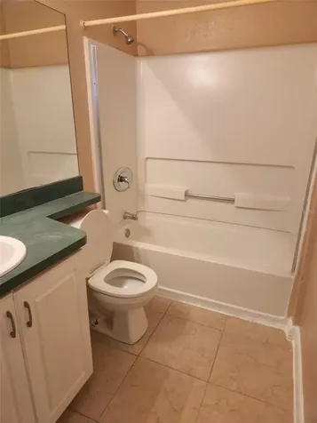 728 Ridenhour Circle Orlando FL 32809