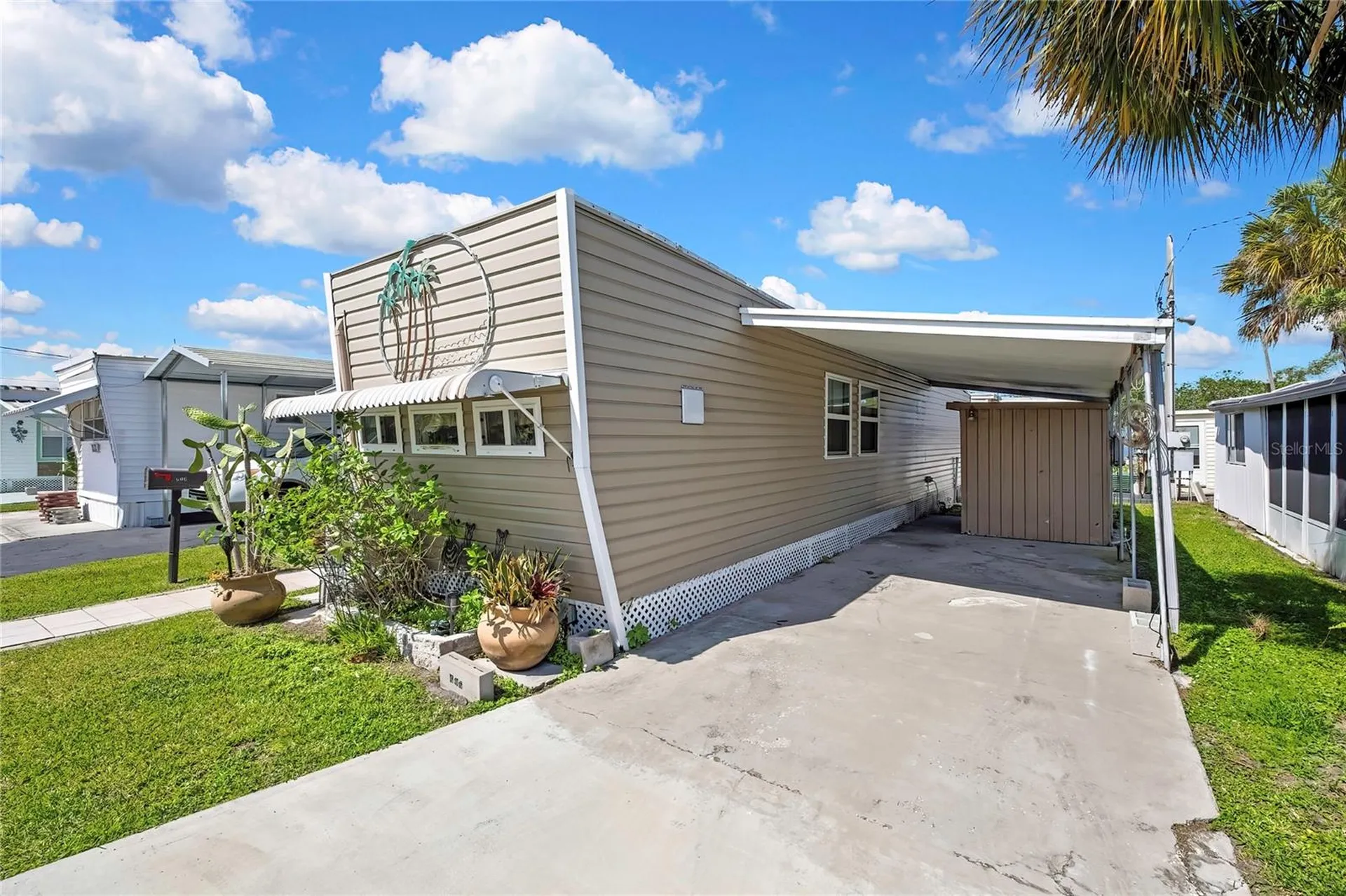 800 32nd Avenue S St Petersburg FL 33705