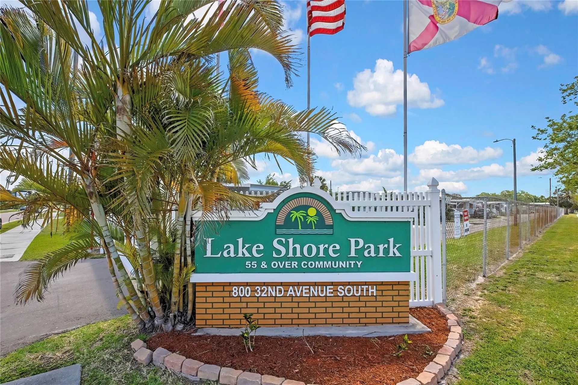 800 32nd Avenue S St Petersburg FL 33705