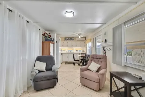 800 32nd Avenue S St Petersburg FL 33705