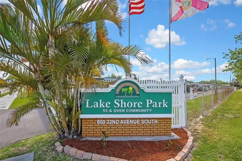 800 32nd Avenue S St Petersburg FL 33705