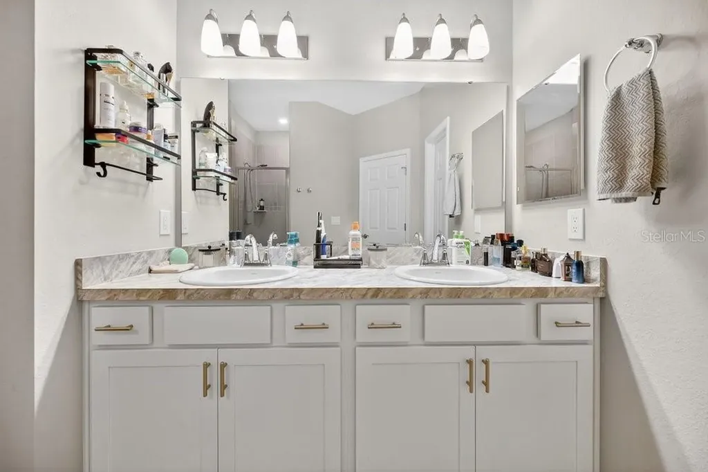712 Daphne Drive Polk City FL 33868