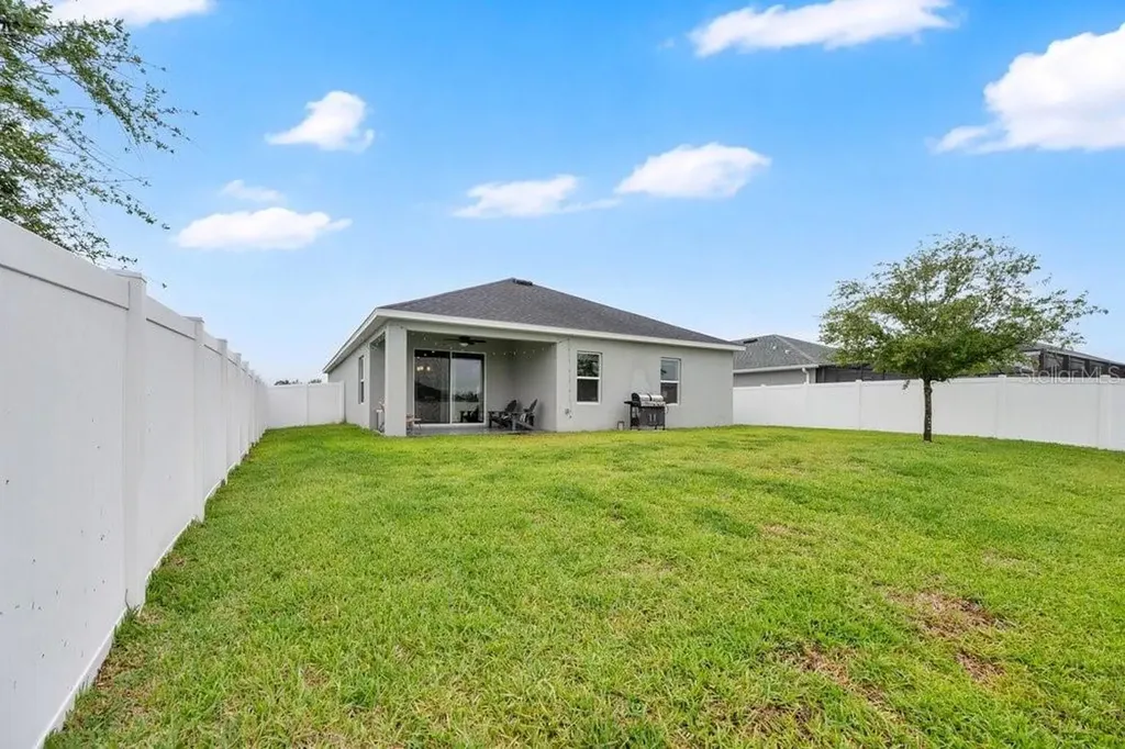 712 Daphne Drive Polk City FL 33868