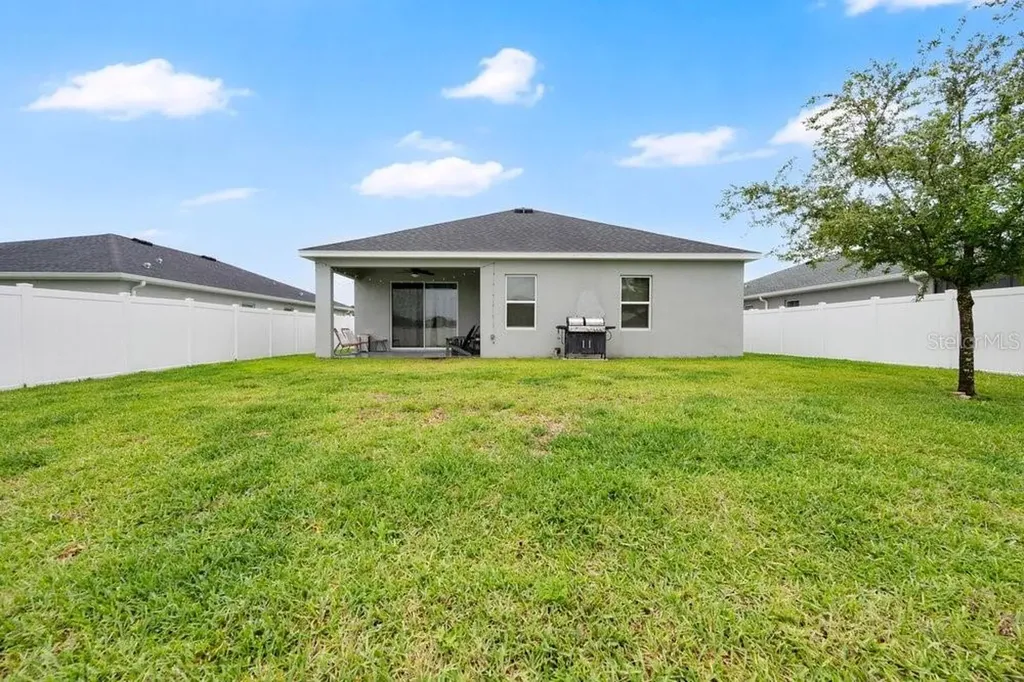 712 Daphne Drive Polk City FL 33868