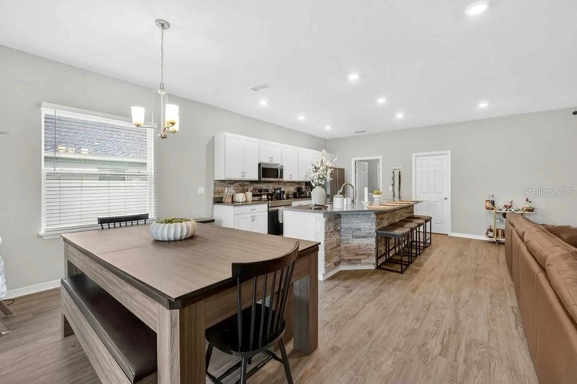 712 Daphne Drive Polk City FL 33868