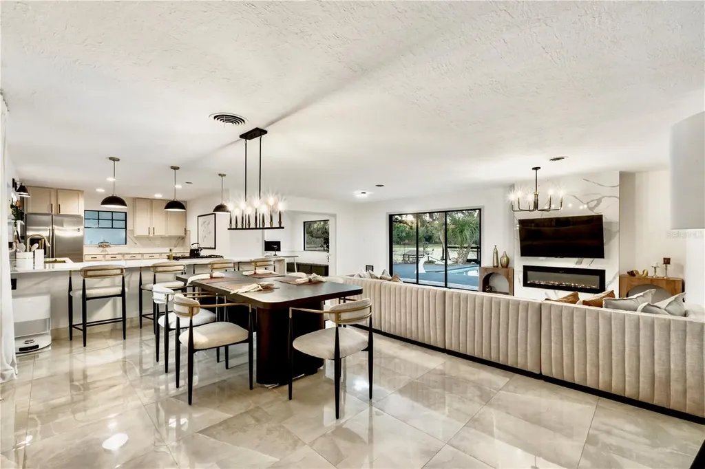 36245 E Spring Lake Boulevard Fruitland Park FL 34731