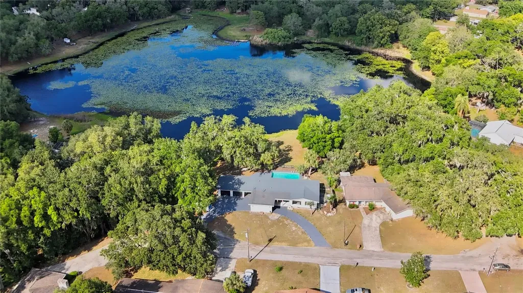 36245 E Spring Lake Boulevard Fruitland Park FL 34731