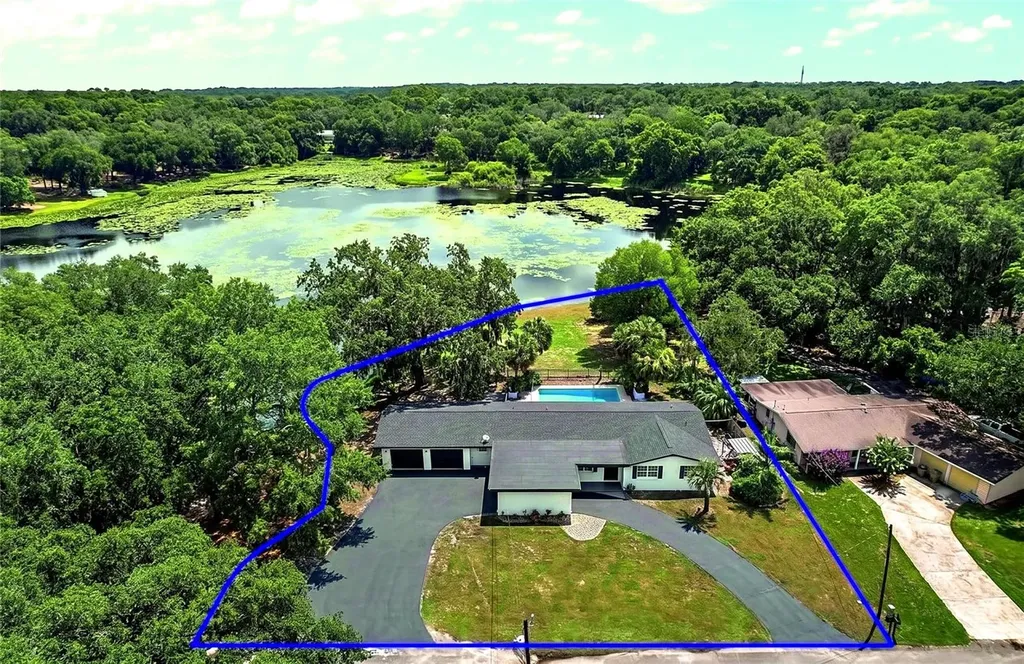 36245 E Spring Lake Boulevard Fruitland Park FL 34731