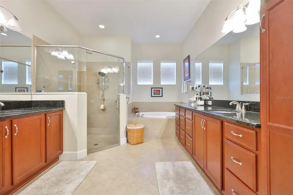 1618 Emerald Dunes Drive Sun City Center FL 33573