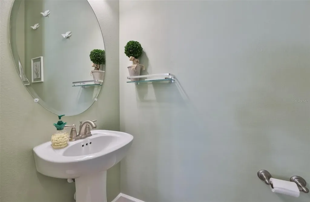 1618 Emerald Dunes Drive Sun City Center FL 33573
